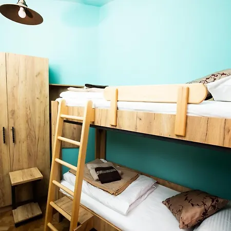 Deznik Albergue Liubliana