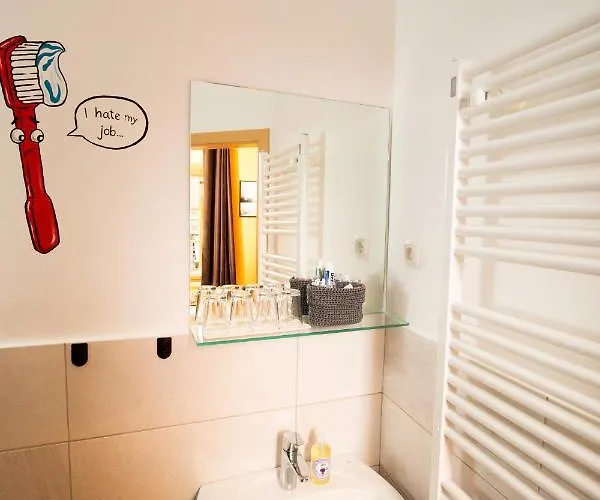 بيت شباب Deznik ليوبليانا